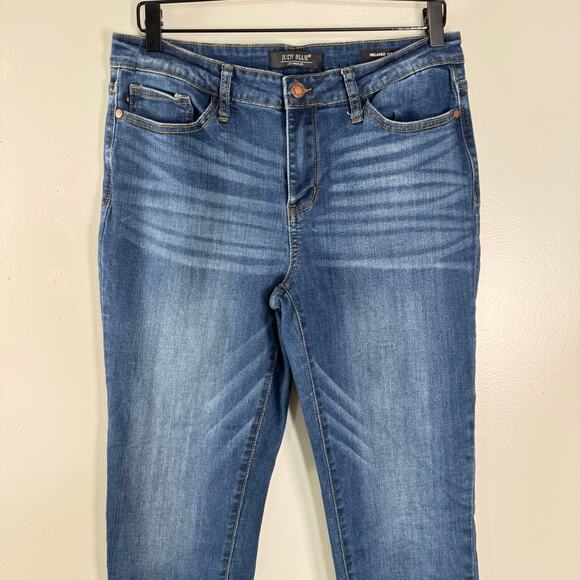 Judy Blue Women's Relaxed Fit Jeans Stretch Ankle Mid RiseMed Wash Size 31 - Picture 2 of 9